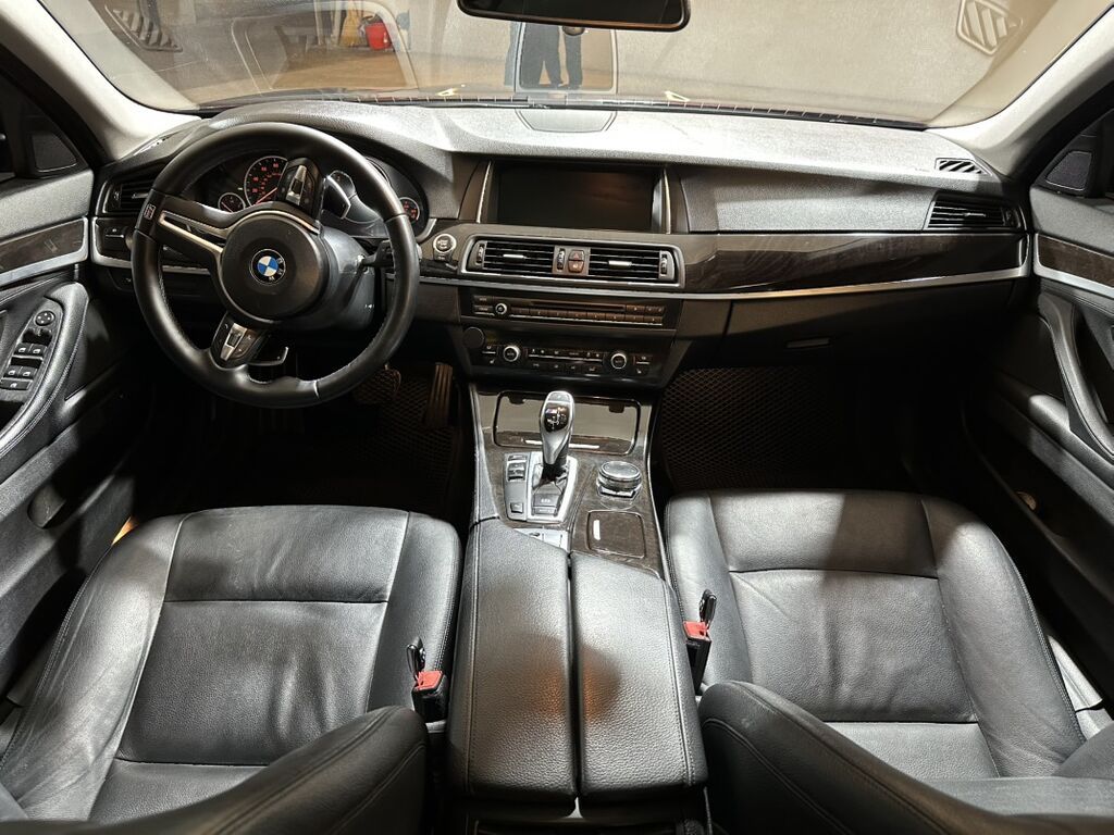 BMW 5 series: 2016 г., Автомат, Бензин, Седан: фото 4