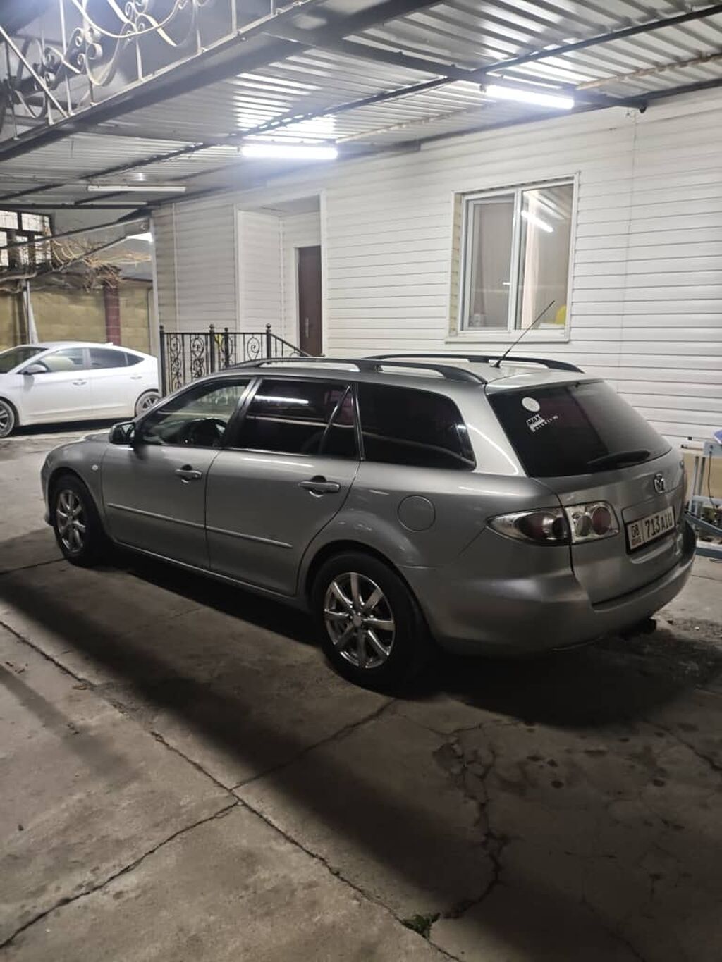 Mazda 6: 2004 г., 2 л, Механика, Бензин, Универсал: фото 4