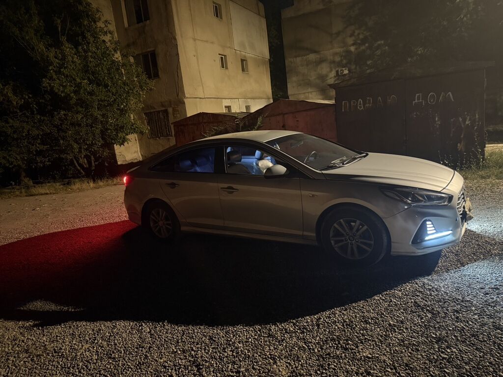 Hyundai Sonata: 2018 г., 2 л, Автомат, Газ, Седан: фото 3