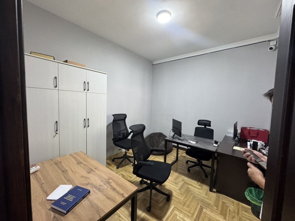 650 м², 12 комнат, Юг-2 мкр: фото 6