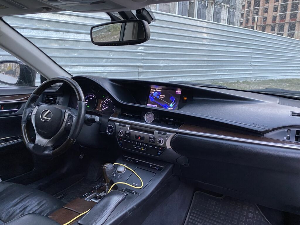 Lexus ES: 2014 г., 2.5 л, Автомат, Гибрид, Седан: фото 3