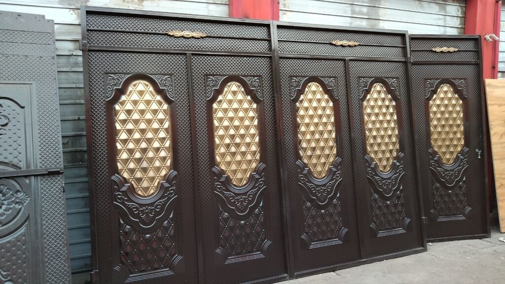 Ворота, распашные, откатные, металл России, высокое: 35000 KGS Ворота ...