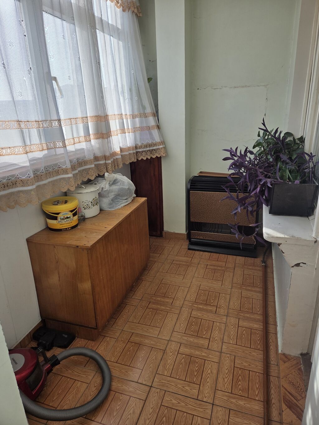 Sumqayıt, 4 otaqlı, Köhnə tikili, 90 kv. m