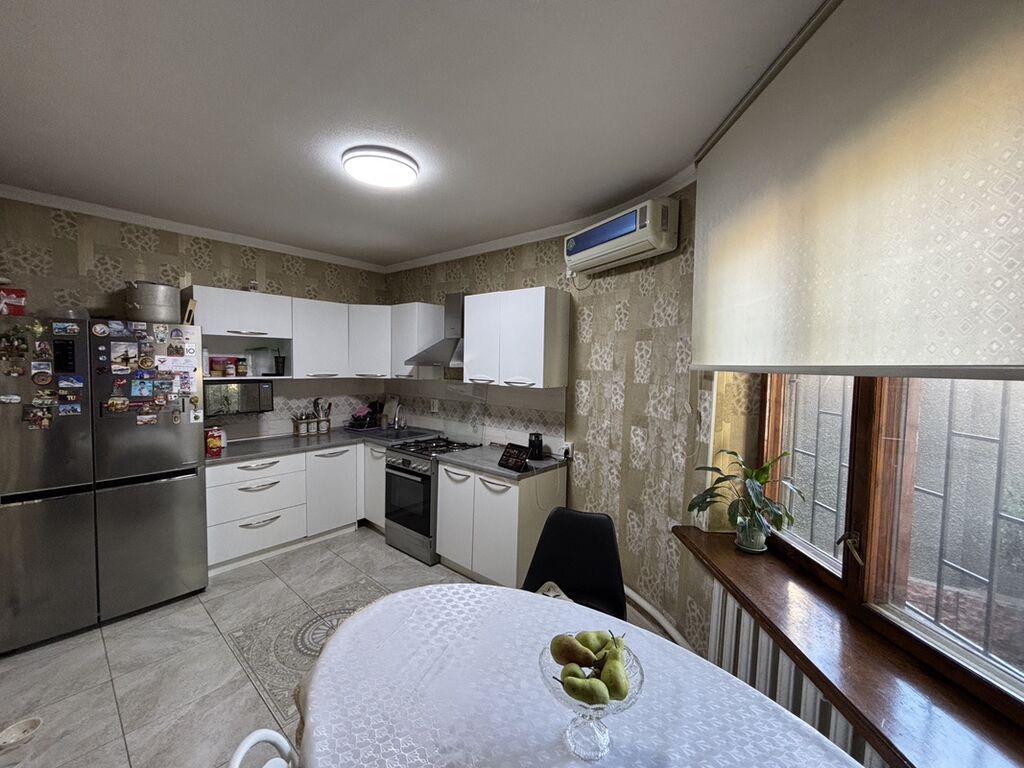 5 комнат, 112 м², 4 соток, Бишкек, Площадь Ала-Тоо Собственник: фото 7