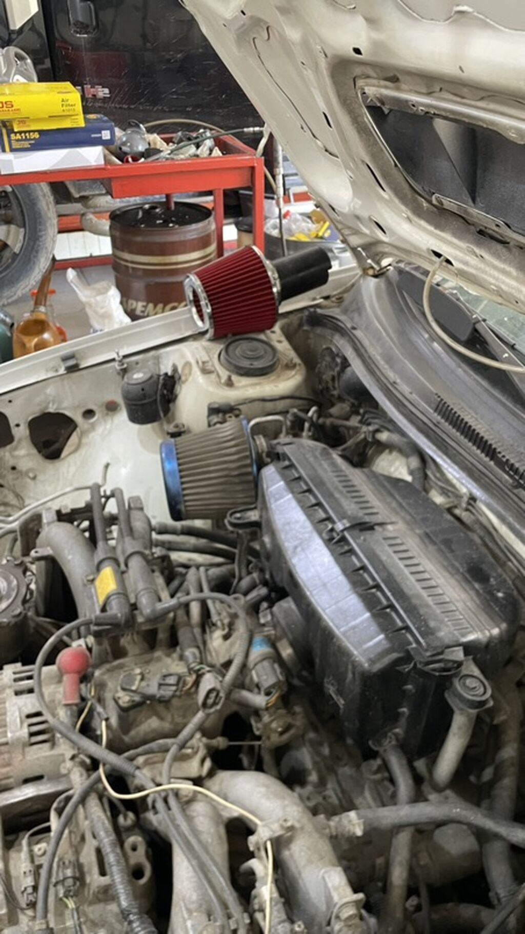 Subaru Impreza: 2000 г., 2 л, Механика, Бензин, Седан — фото 2