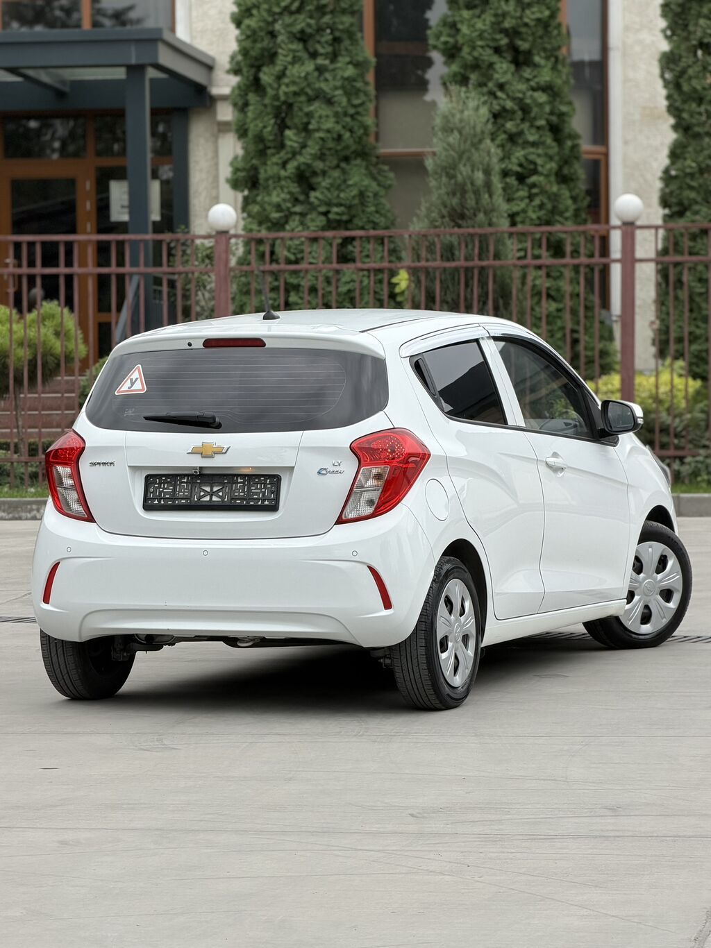 Chevrolet Spark: 2015 г., 1 л, Автомат, Бензин: фото 4