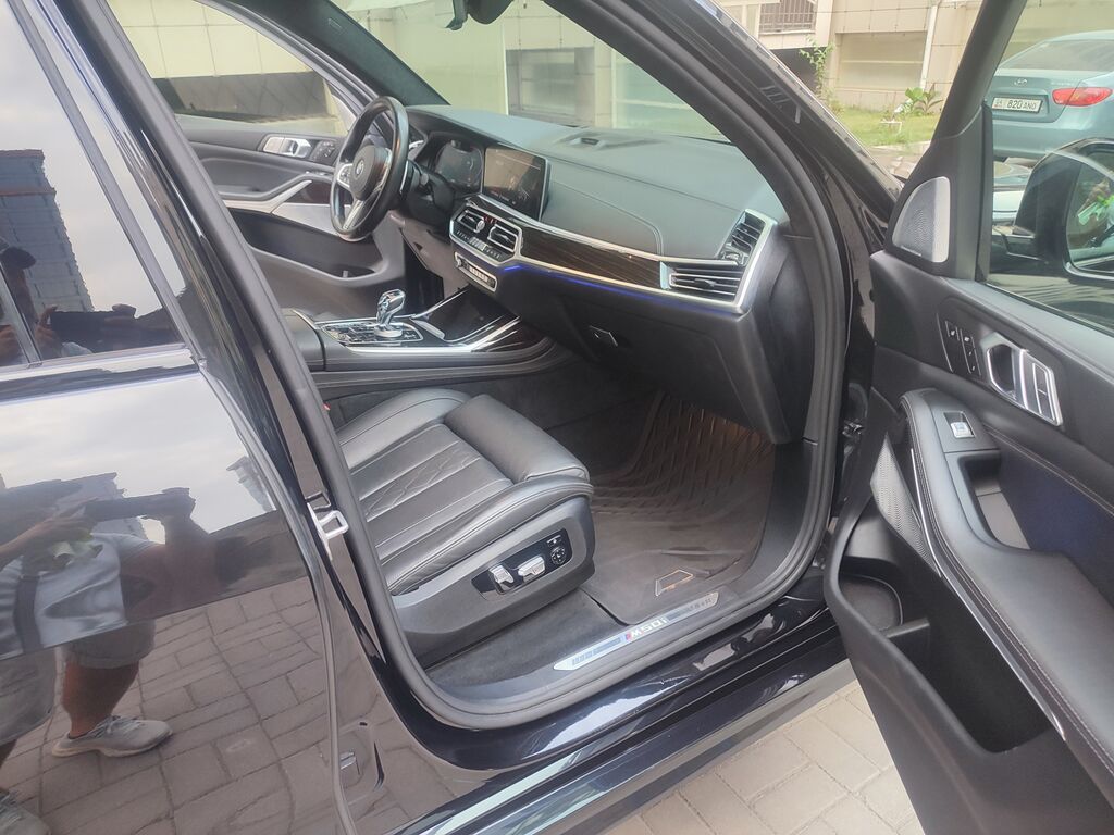 BMW X7: 2020 г., 4.4 л, Автомат, Бензин, Внедорожник: фото 7