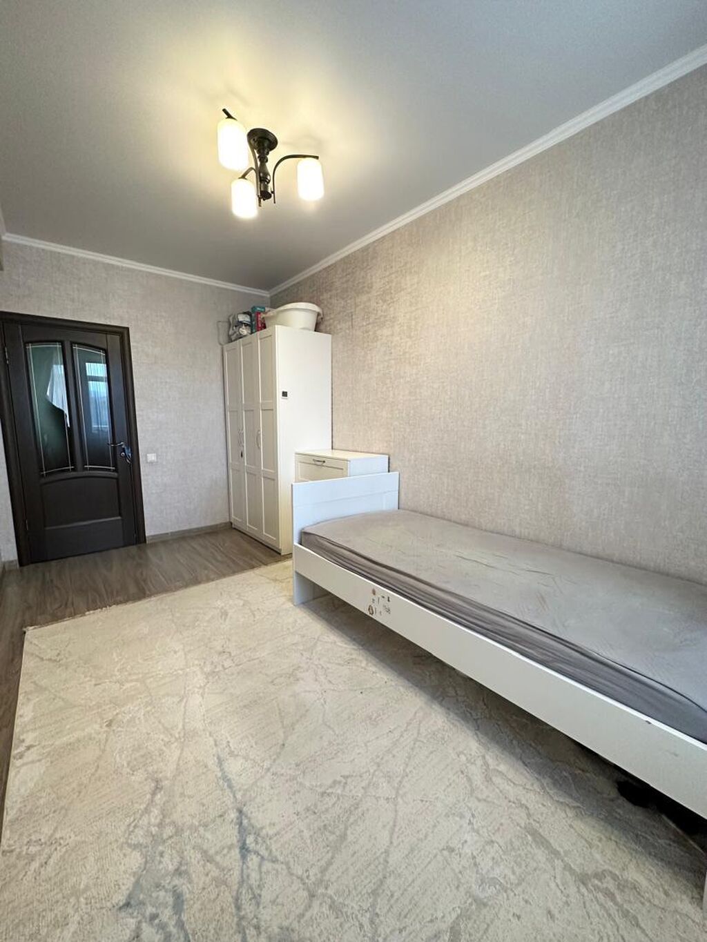 3 комнаты, 109 м², 5 мкр Элитка, 8 этаж, Косметический ремонт: фото 4