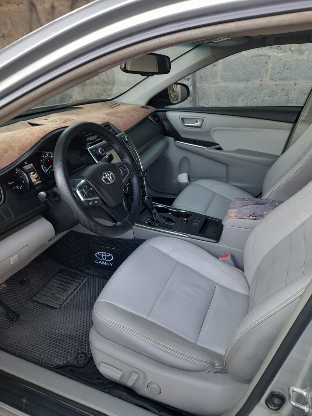 Toyota Camry: 2016 г., 2.5 л, Автомат, Бензин, Седан: фото 4