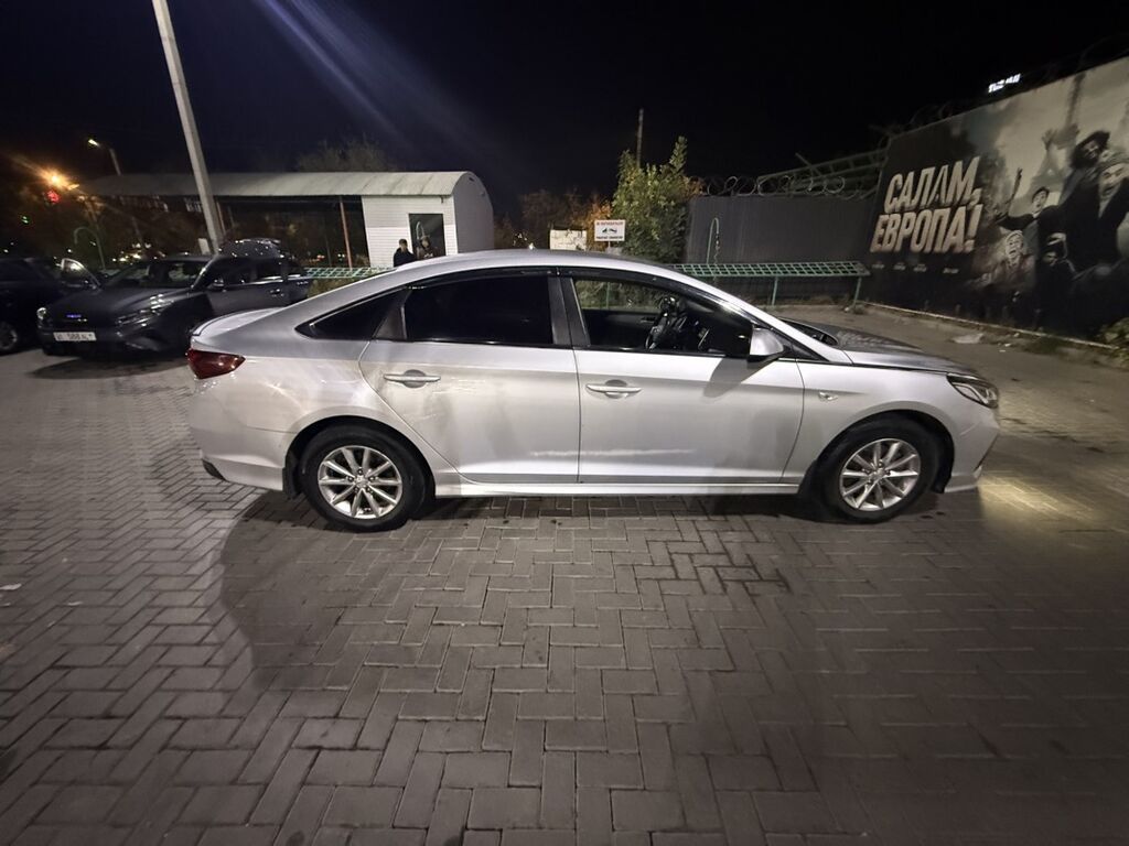 Hyundai Sonata: 2019 г., 2 л, Автомат, Газ, Седан: фото 4