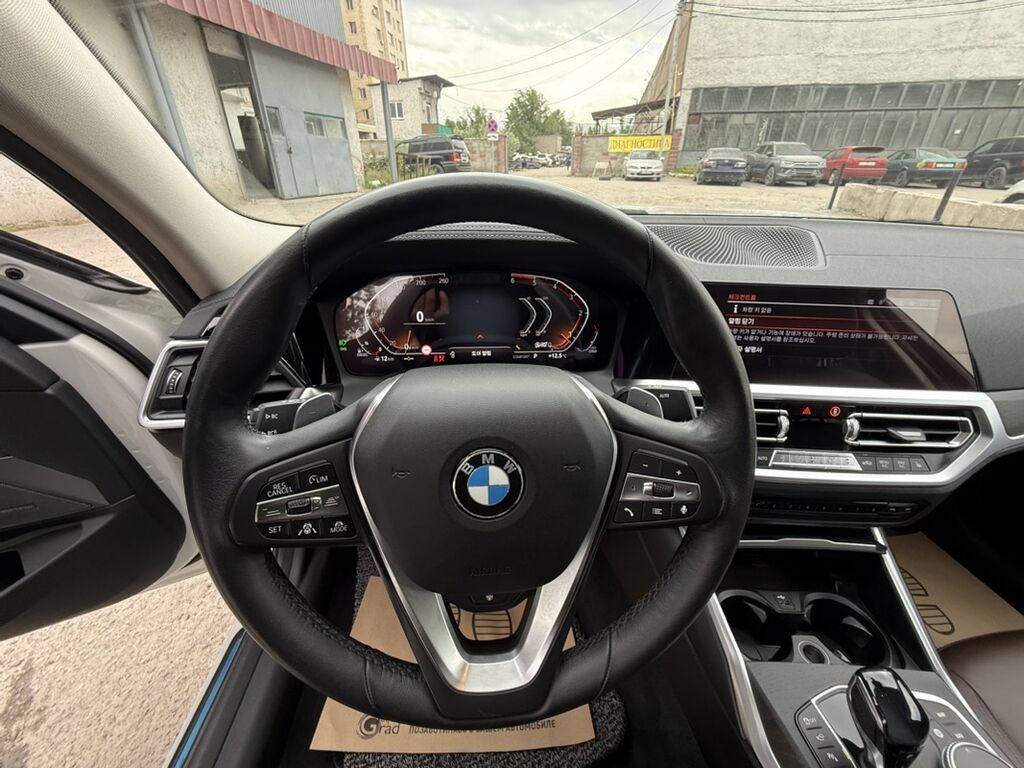 Продам BMW 320d, 2019 г., седан, белый: фото 7