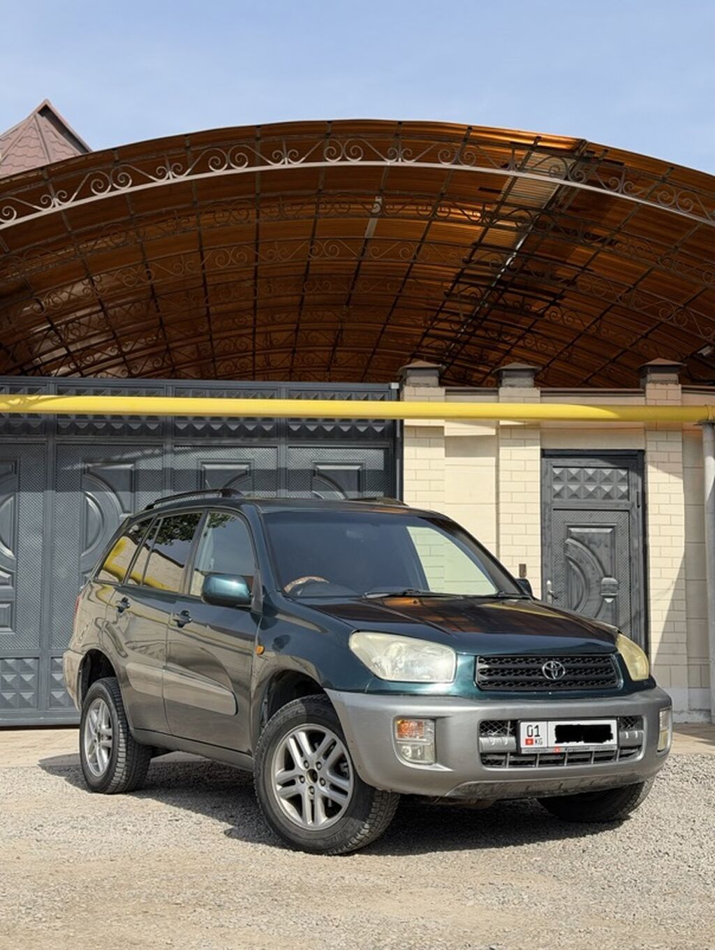 Toyota RAV4: 2002 г., 2 л, Автомат, Бензин, Кроссовер: фото 2