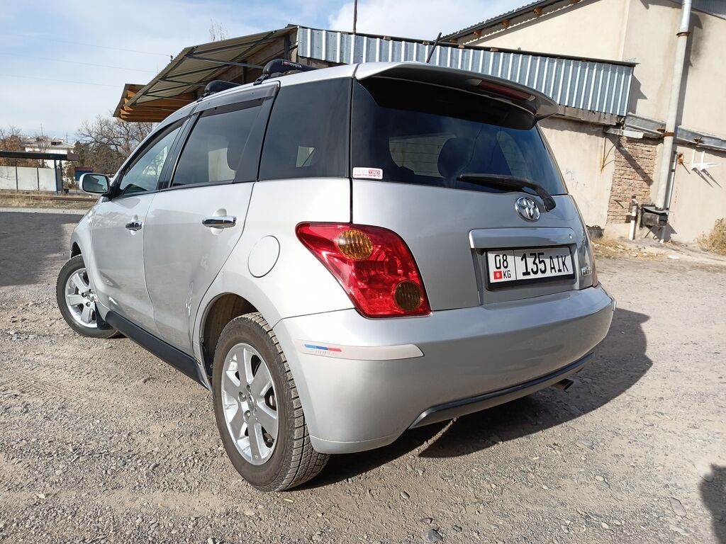 Toyota Ist: 2003 г., 1.5 л, Автомат, Бензин, Хэтчбэк: фото 4