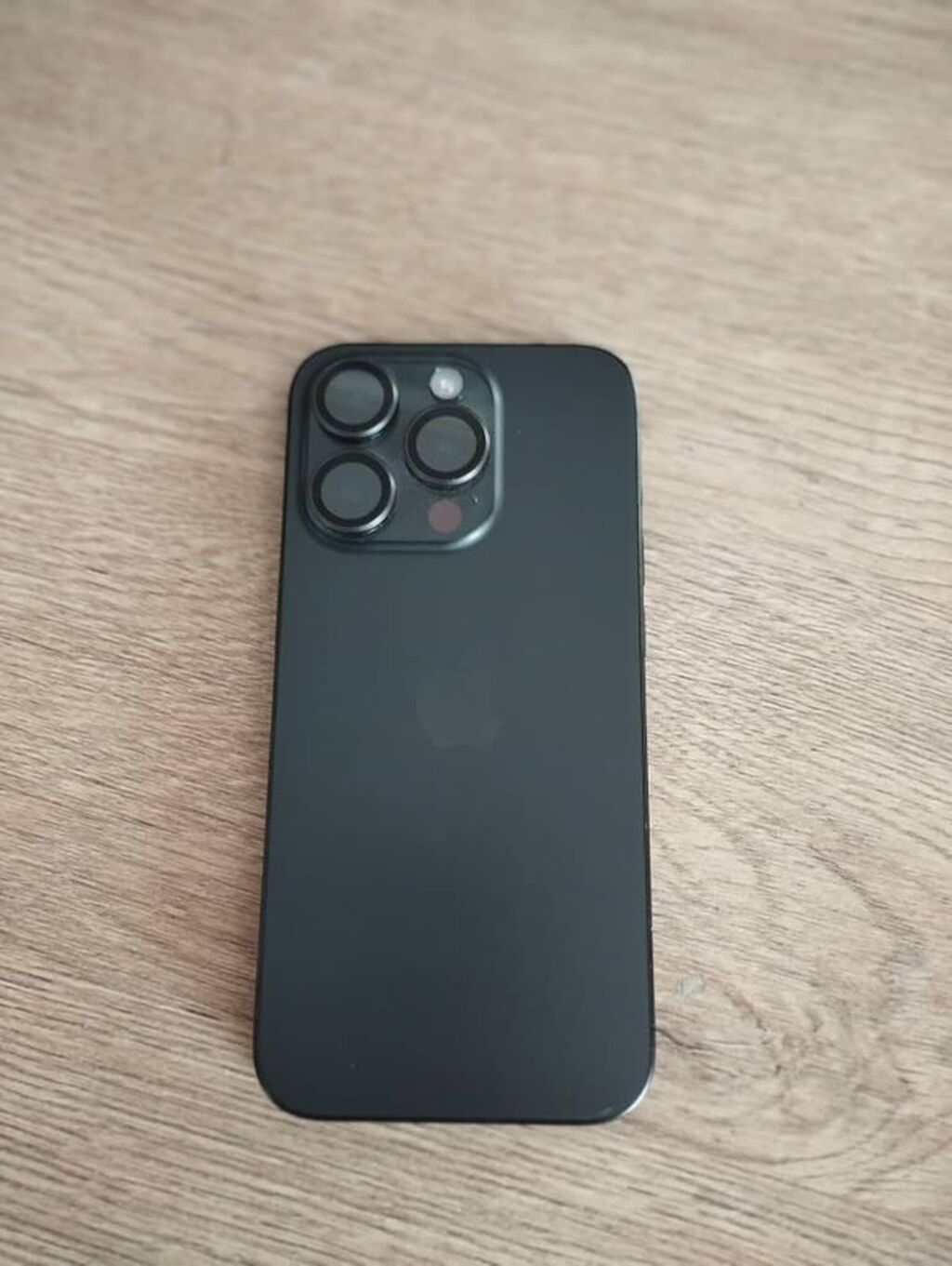 IPhone 15 Pro, Новый, 256 ГБ, Черный, Защитное стекло, Чехол, 81 %: фото 2