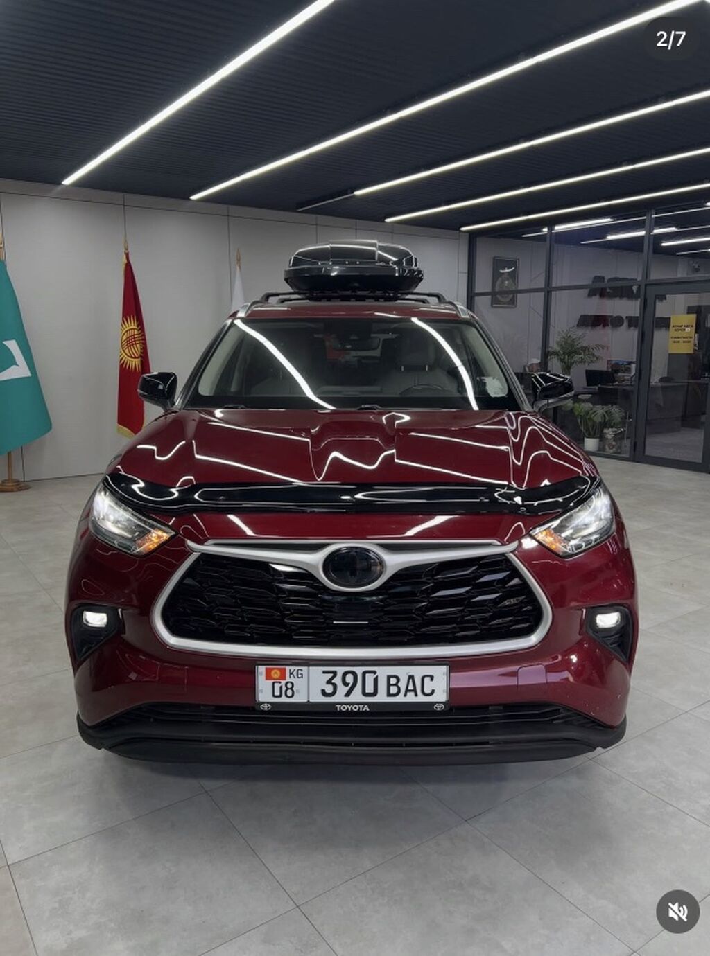 Toyota Highlander: 2020 г., 2.5 л, Гибрид, Внедорожник: фото 2