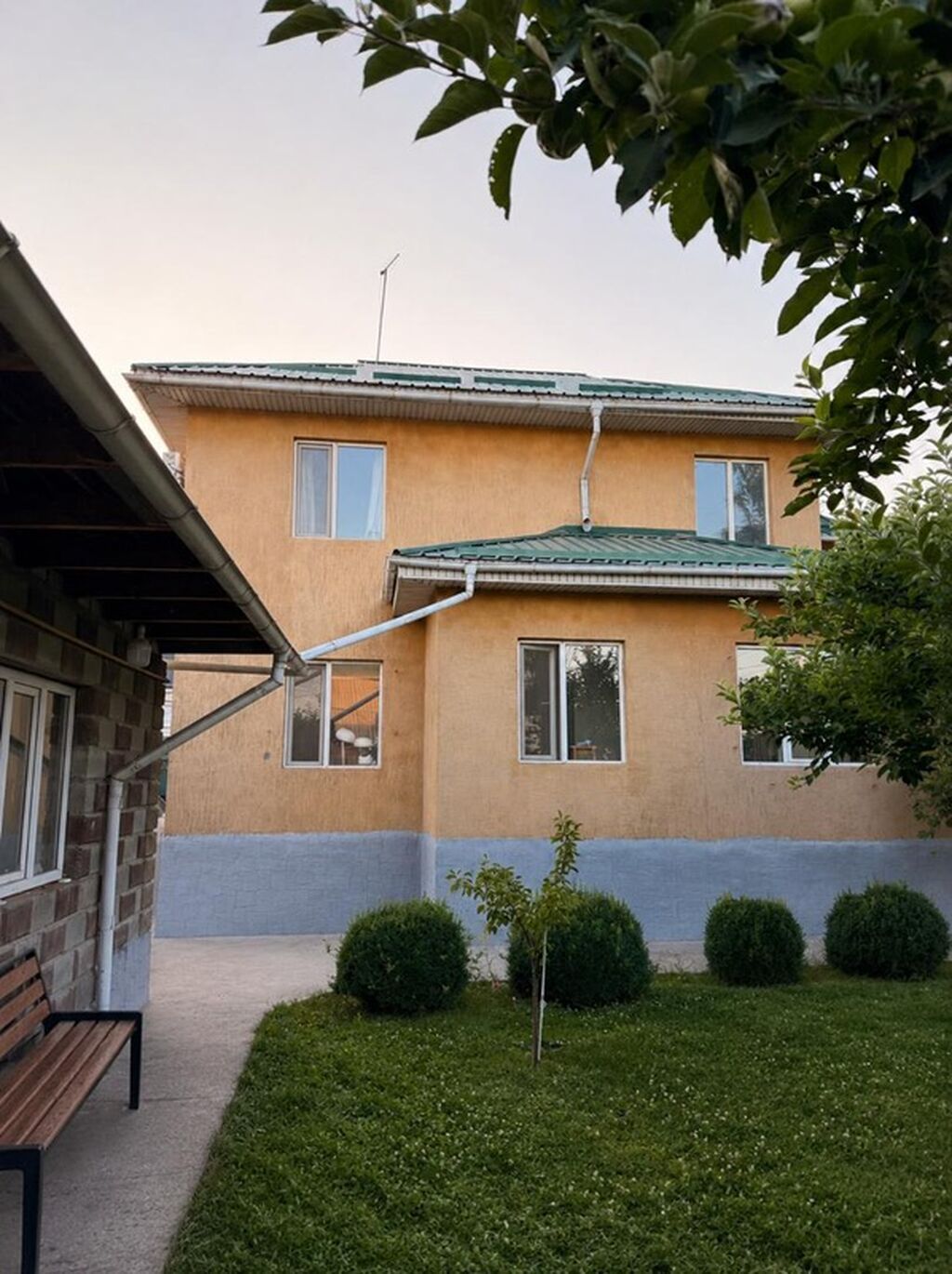 240 м², 6 комнат и более, Ак-Орго ж/м: фото 1