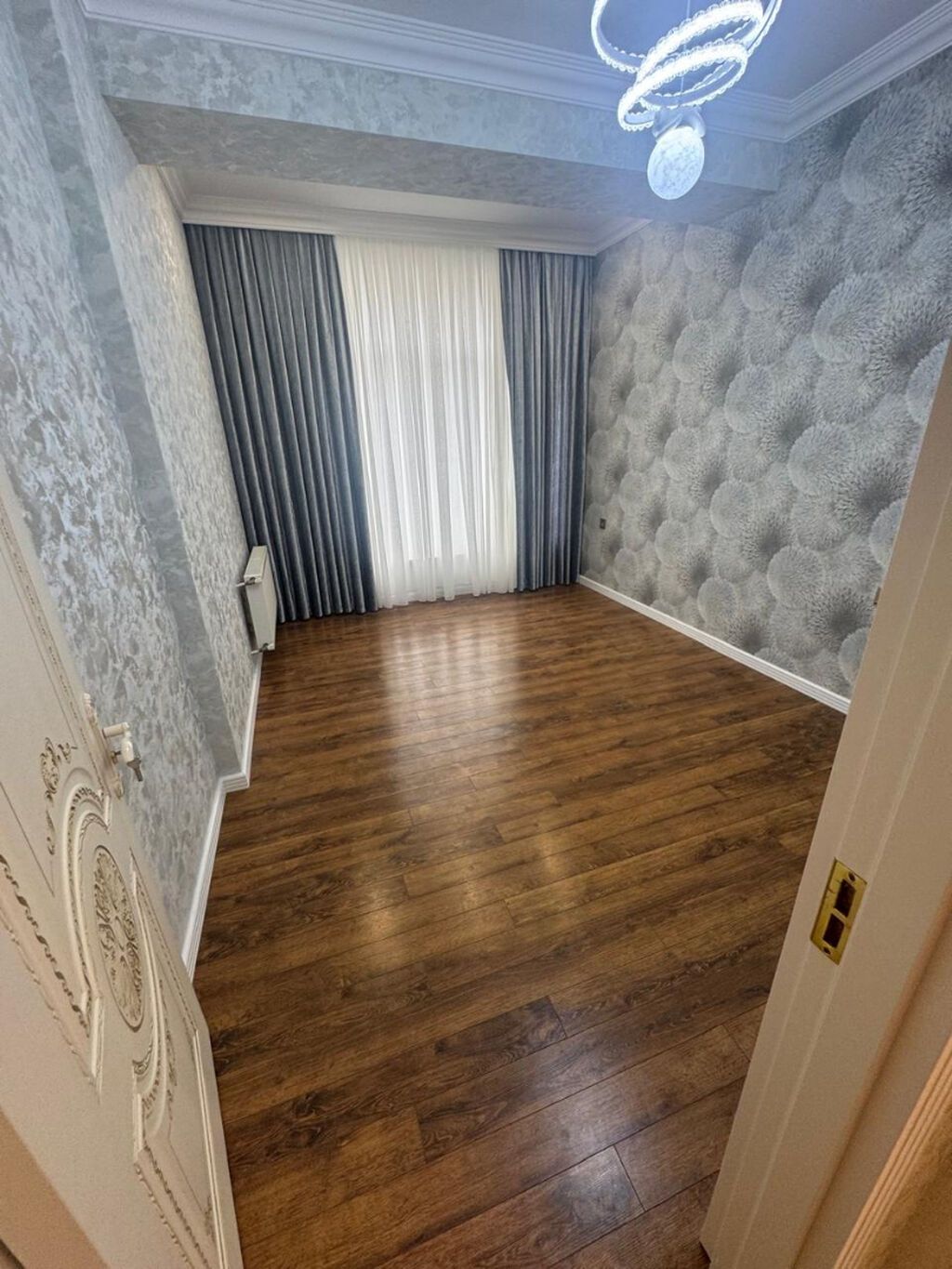 3 otaqlı, Yeni tikili, 87 kv. m