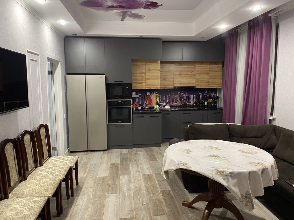 3 комнаты, 77 м², Элитка, 8 этаж, Евроремонт: фото 3
