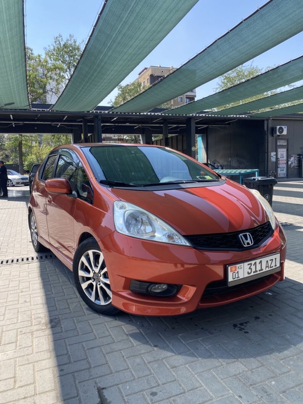 Honda Fit: 2012 г., Хэтчбэк: фото 3