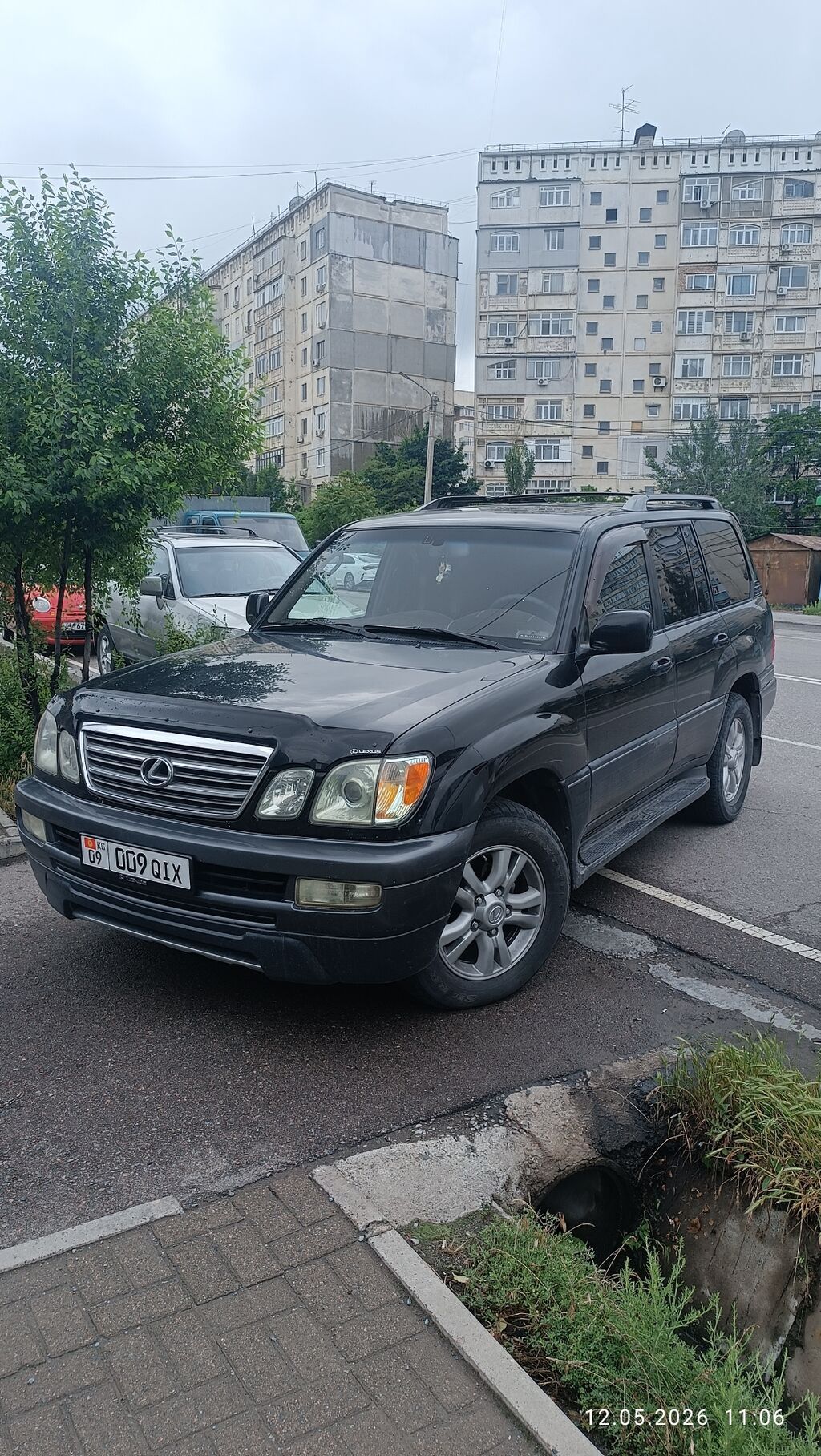 Lexus LX: 2004 г., Автомат, Внедорожник: фото 4
