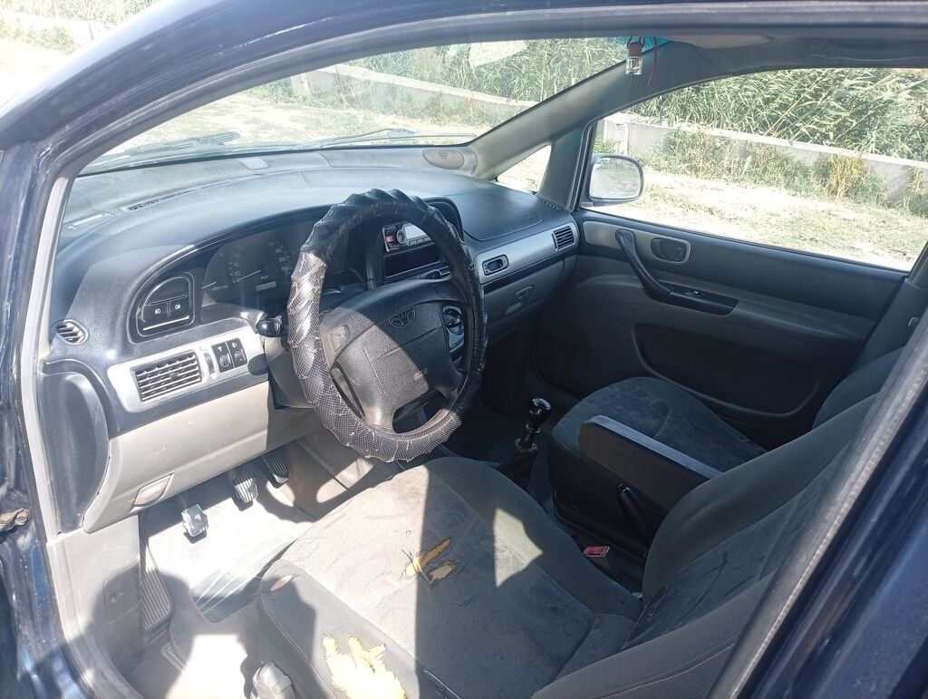 Daewoo Tacuma: 2001 г., 1.8 л, Механика, Бензин, Минивэн: фото 6
