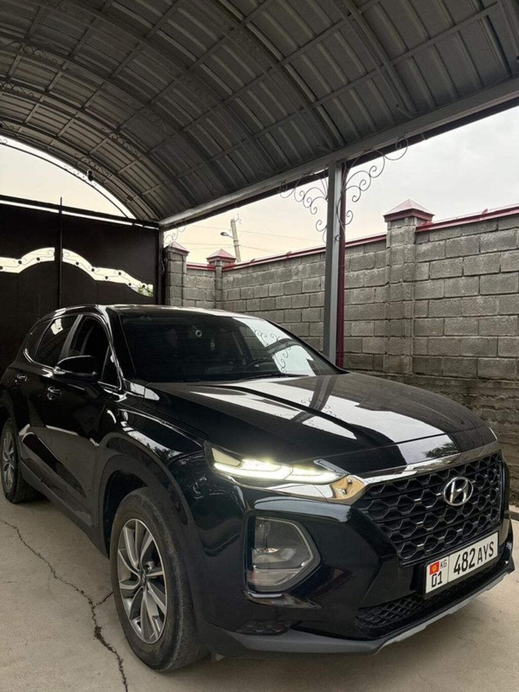 Hyundai Santa Fe: 2020 г., 2 л, Автомат, Дизель, Кроссовер: фото 3