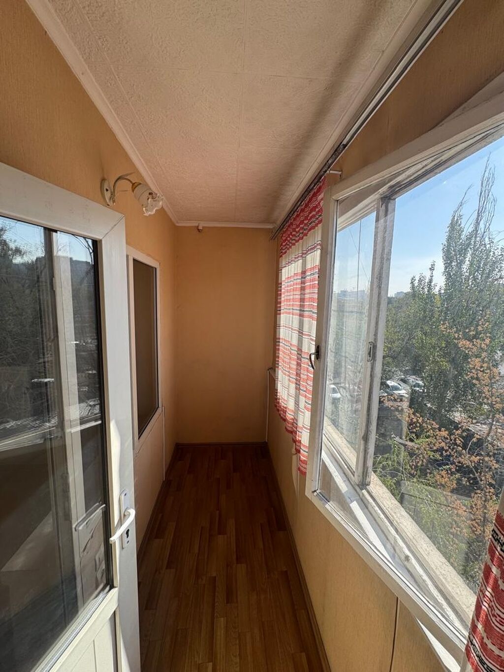 Продается 1-комнатная квартира, 44 м², 106 серия, центр: фото 4