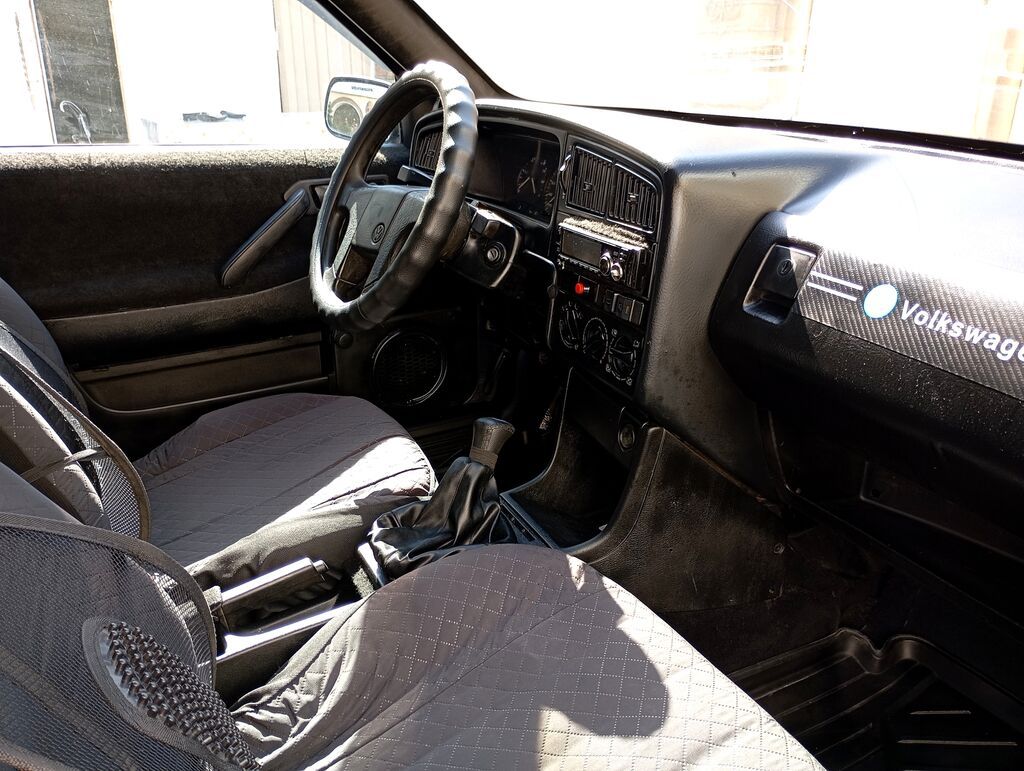 Volkswagen Passat Variant: 1991 г., 1.8 л, Механика, Бензин, Универсал: фото 4