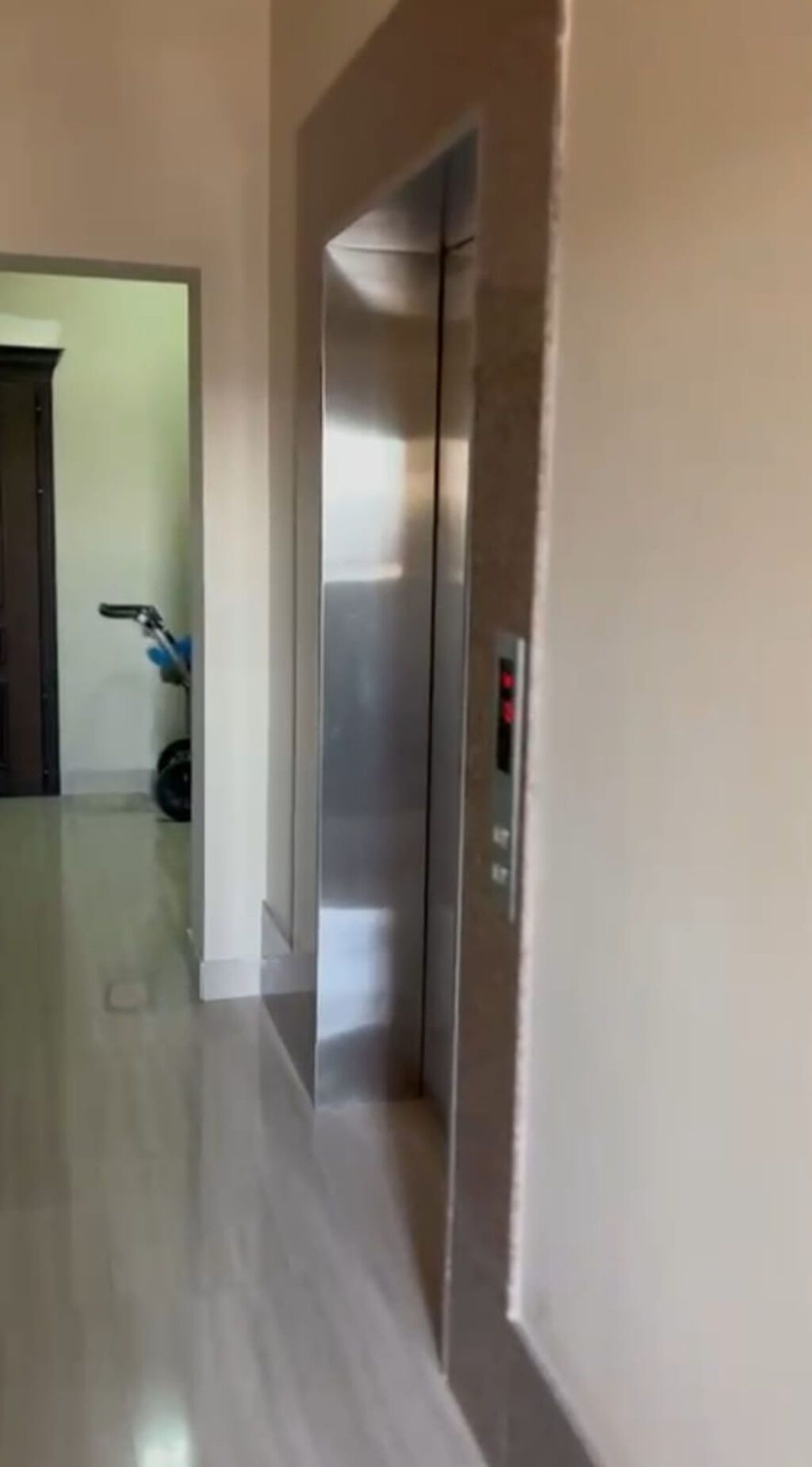 4 otaqlı, 185 kv. m