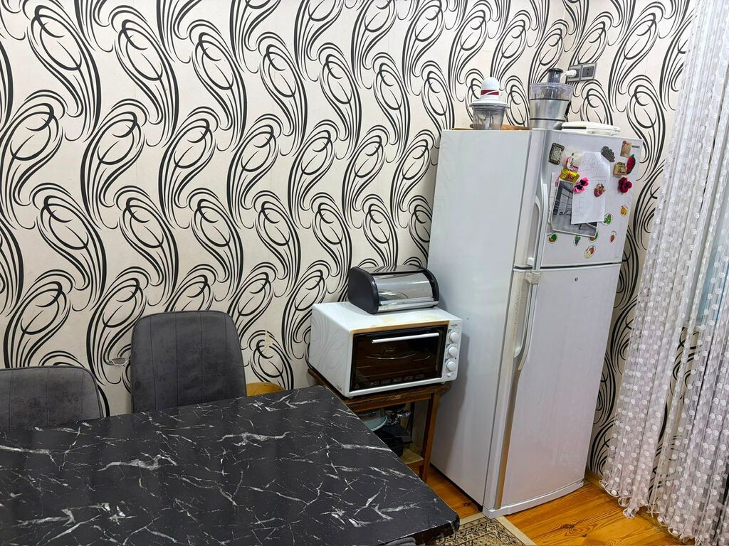 Bakı, 273 kv. m, 7 otaqlı, Hovuzlu, İşıq, Kanalizasiya, Kombi
