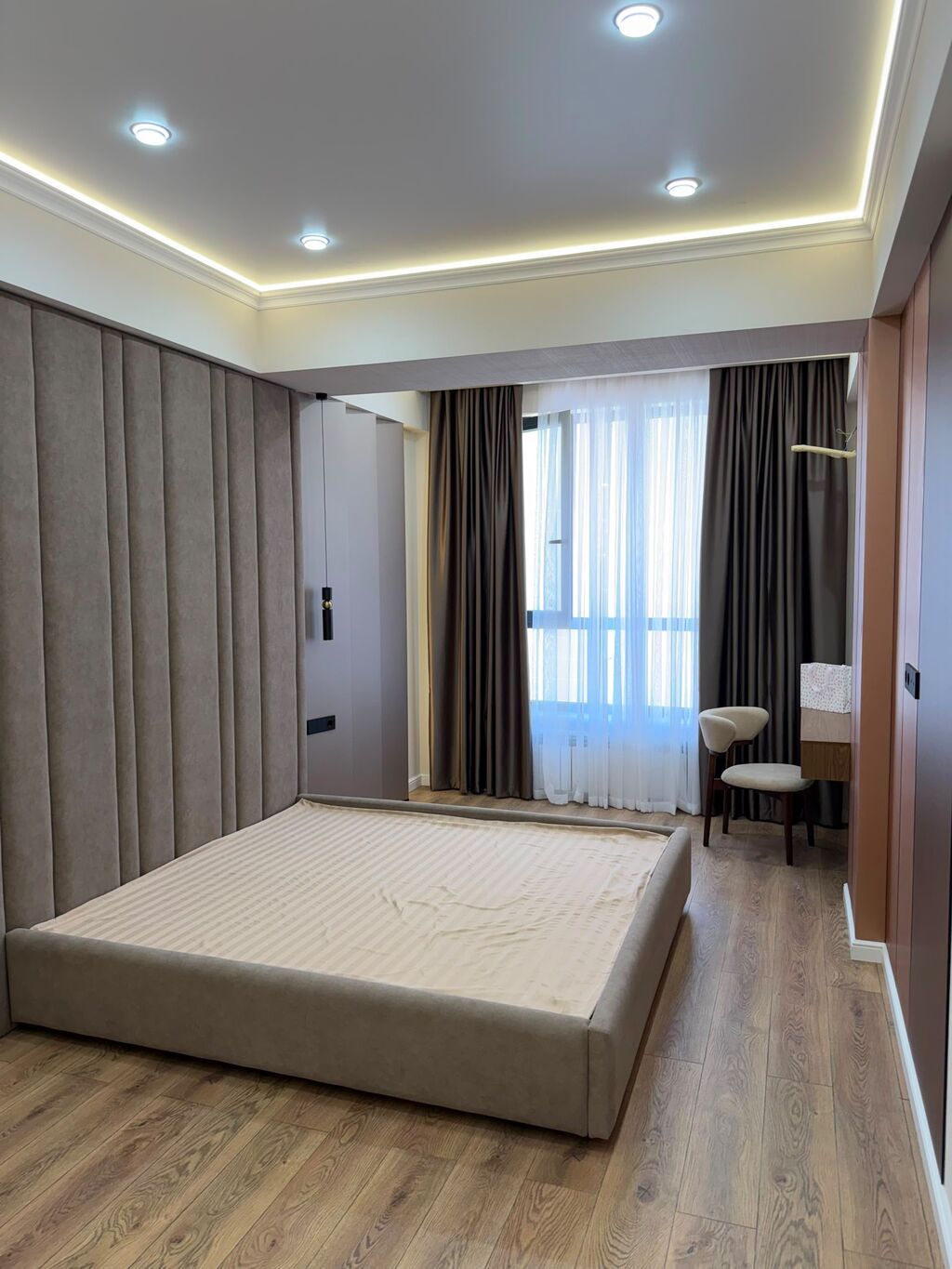 3 комнаты, 82 м², Асанбай мкр Элитка, 9 этаж, Дизайнерский ремонт: фото 3