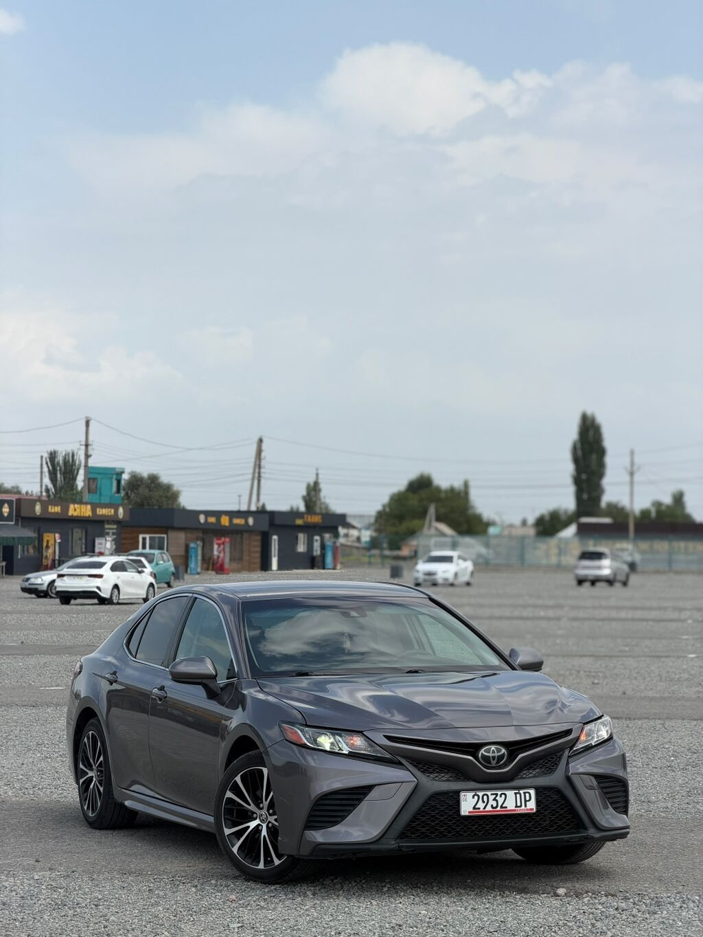 Toyota Camry: 2020 г., 2.5 л, Автомат, Бензин, Седан: фото 2