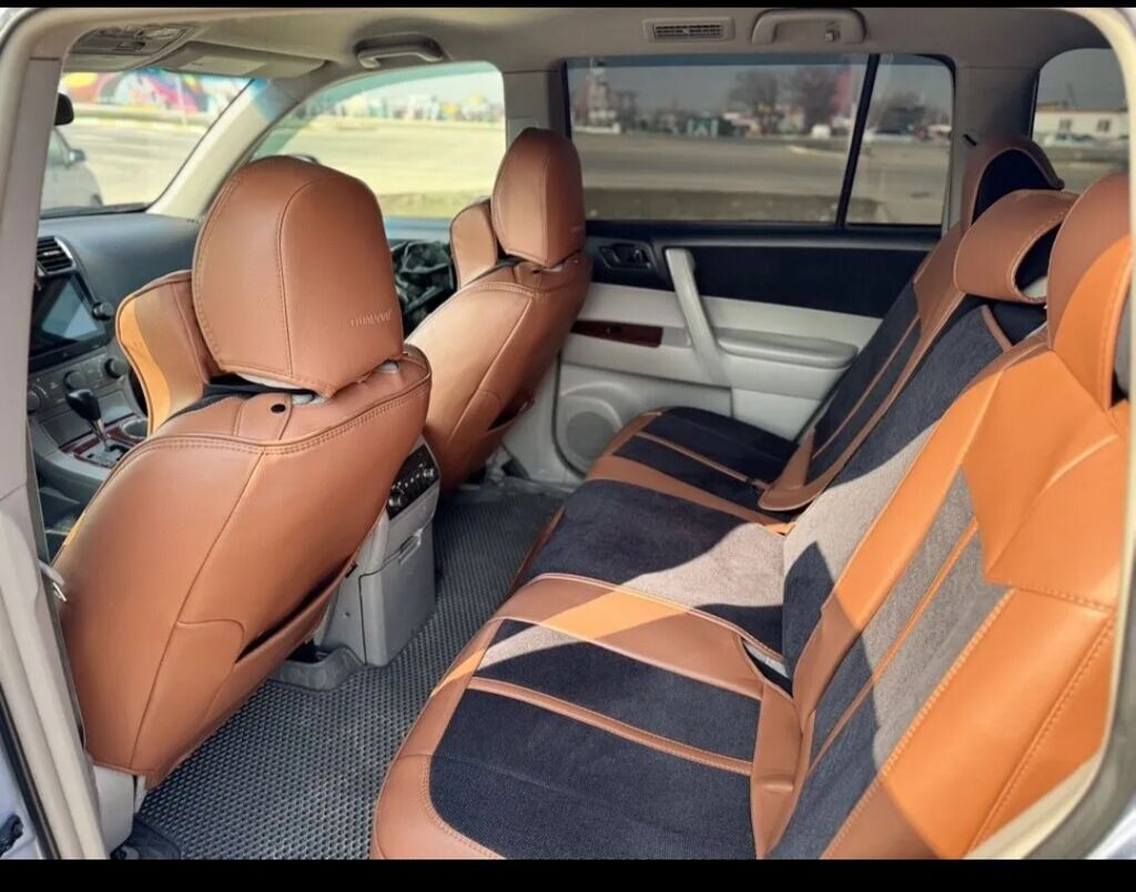 Toyota Highlander: 2008 г., 3.5 л, Автомат, Газ, Кроссовер: фото 4