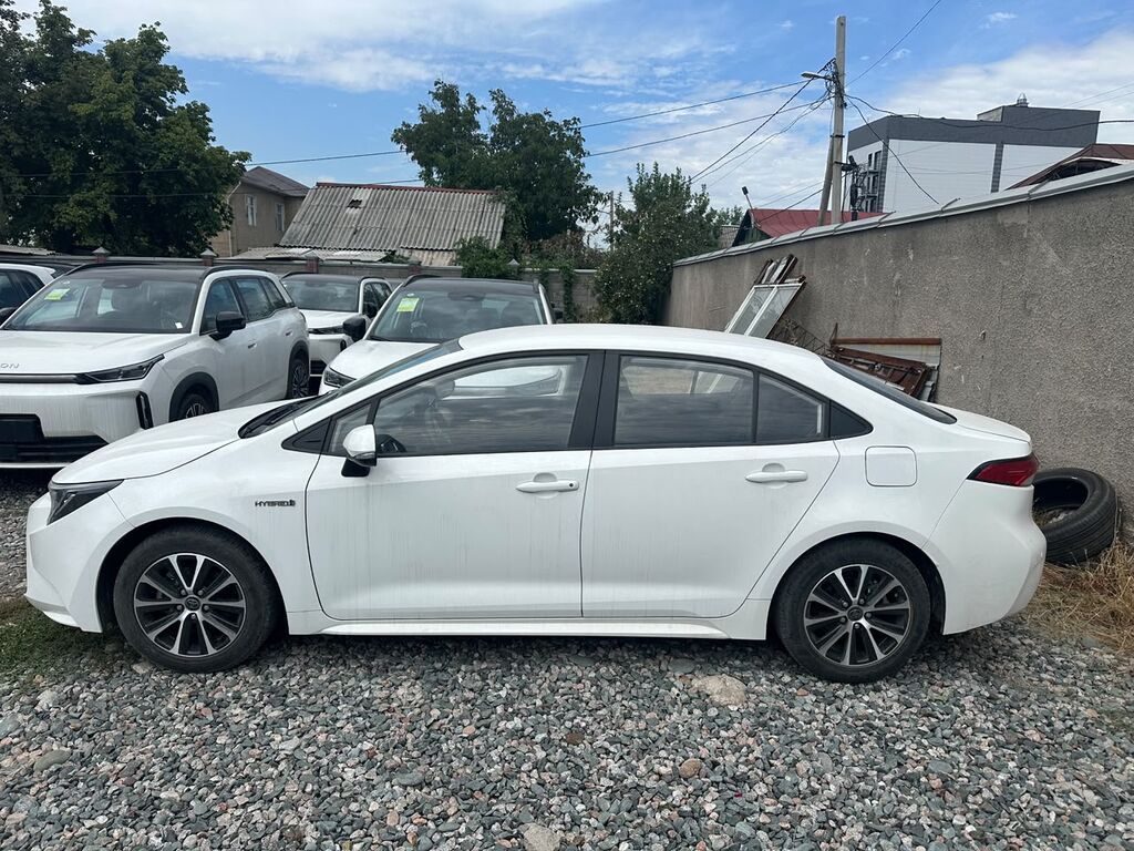 Toyota Levin: 2023 г., 1.8 л, Автомат, Гибрид: фото 3