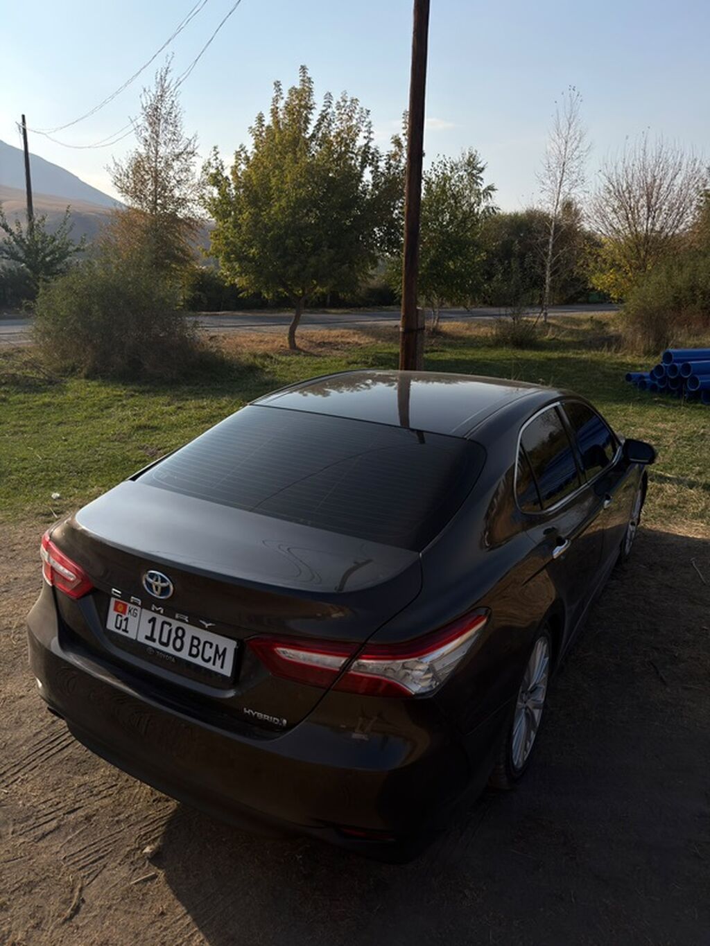 Toyota Camry: 2018 г., Гибрид, Седан: фото 4