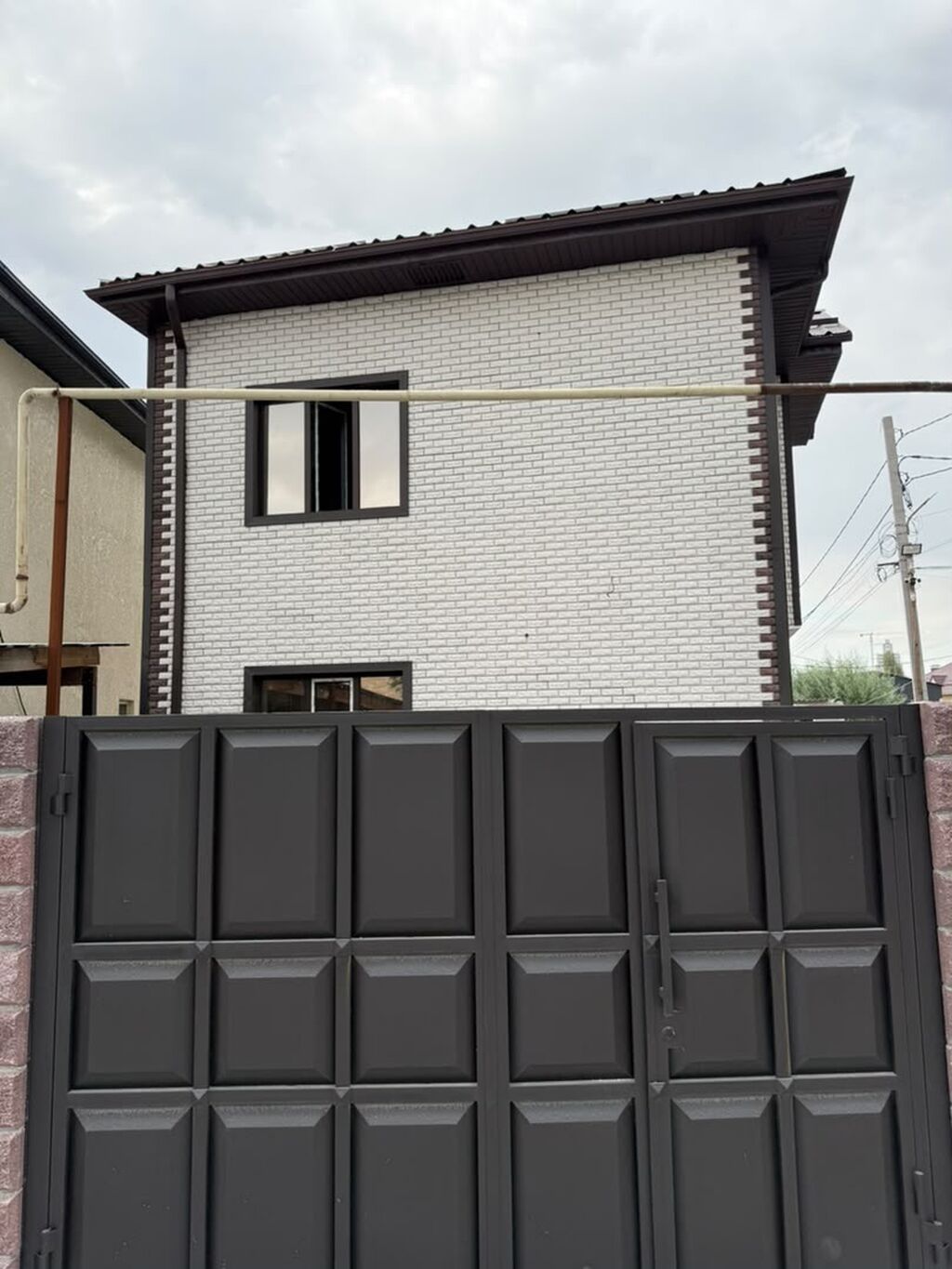 В продажу вышел дом в селе Орто-Сай 2 этажа 4 комнаты Площадь: фото 3