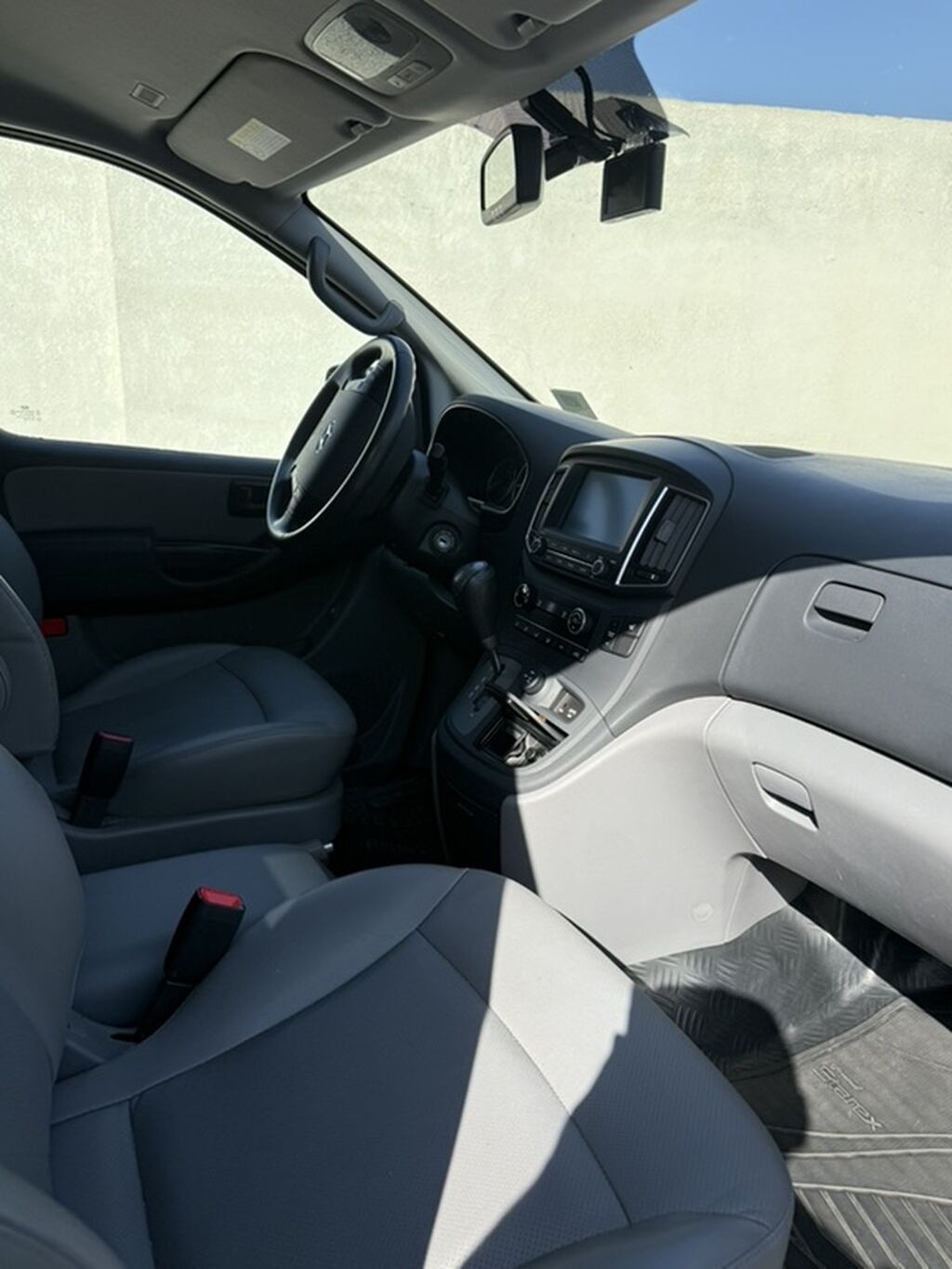Hyundai Grand Starex: 2020 г., 2.5 л, Автомат, Дизель, Минивэн: фото 7