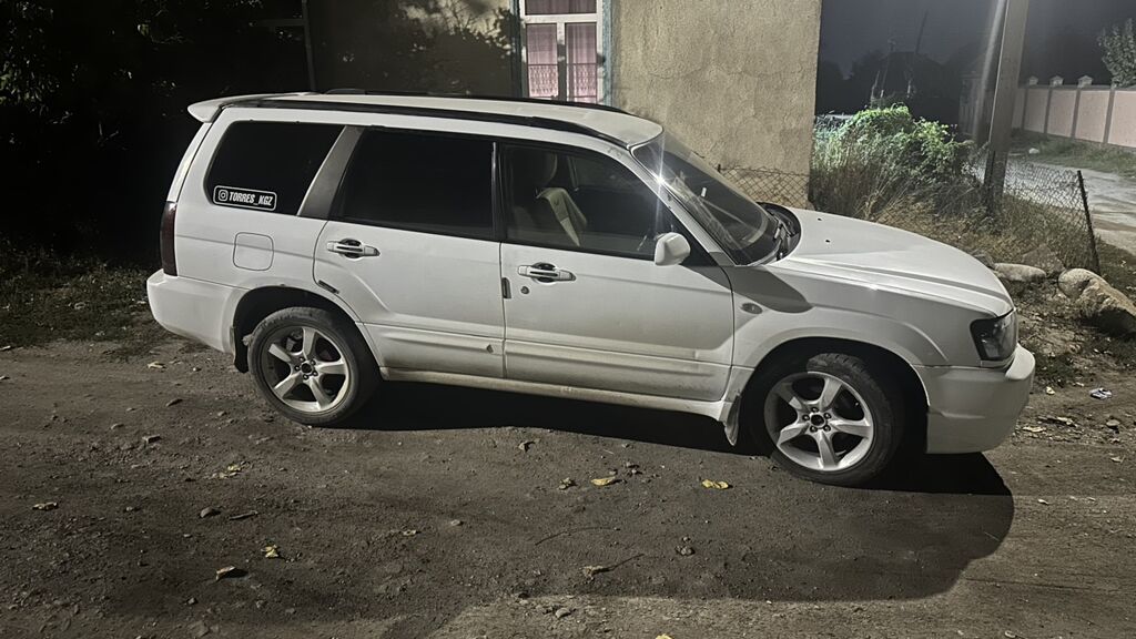Subaru Forester: 2002 г., 2 л, Автомат, Бензин, Кроссовер: фото 2