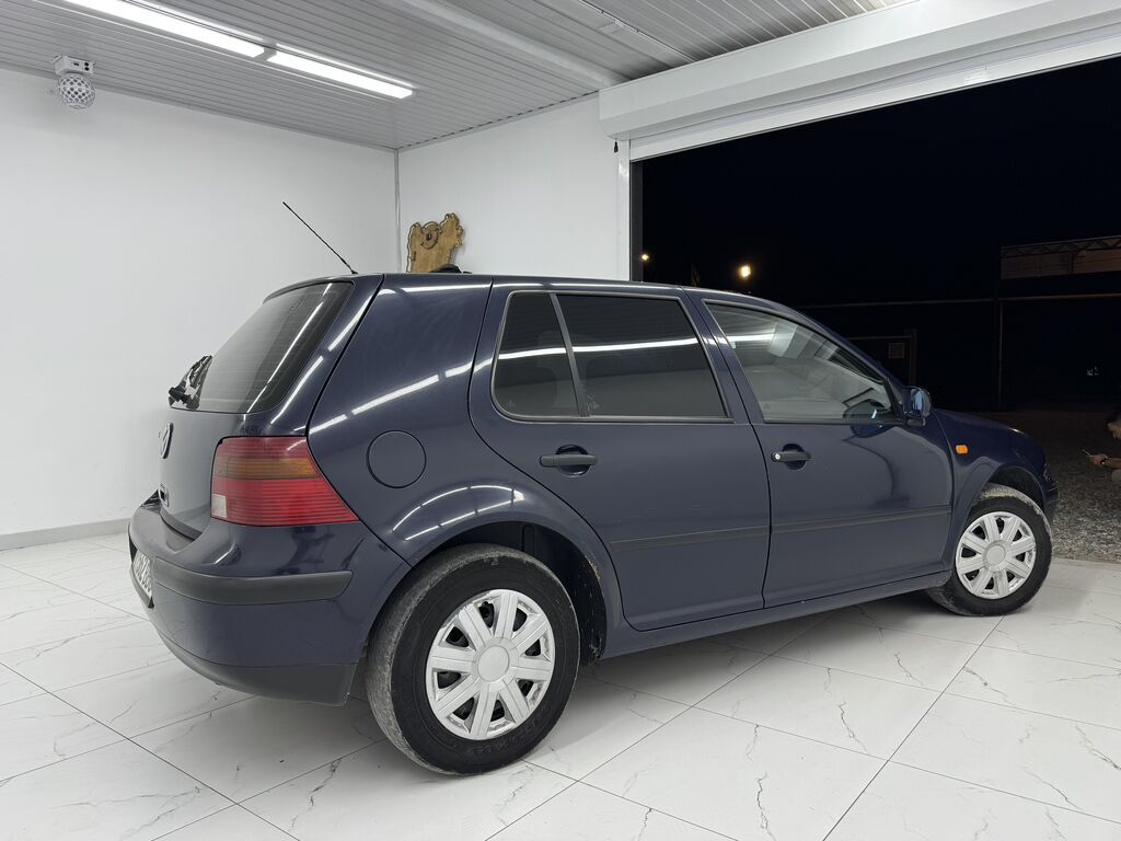 Volkswagen Golf: 1998 г., 1.4 л, Механика, Бензин, Хэтчбэк: фото 3