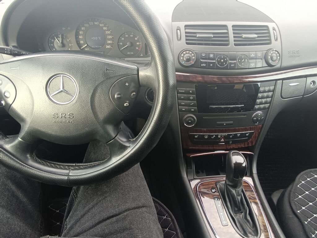 Mercedes-Benz E-Class: 2005 г., 3 л, Автомат, Бензин, Седан: фото 4