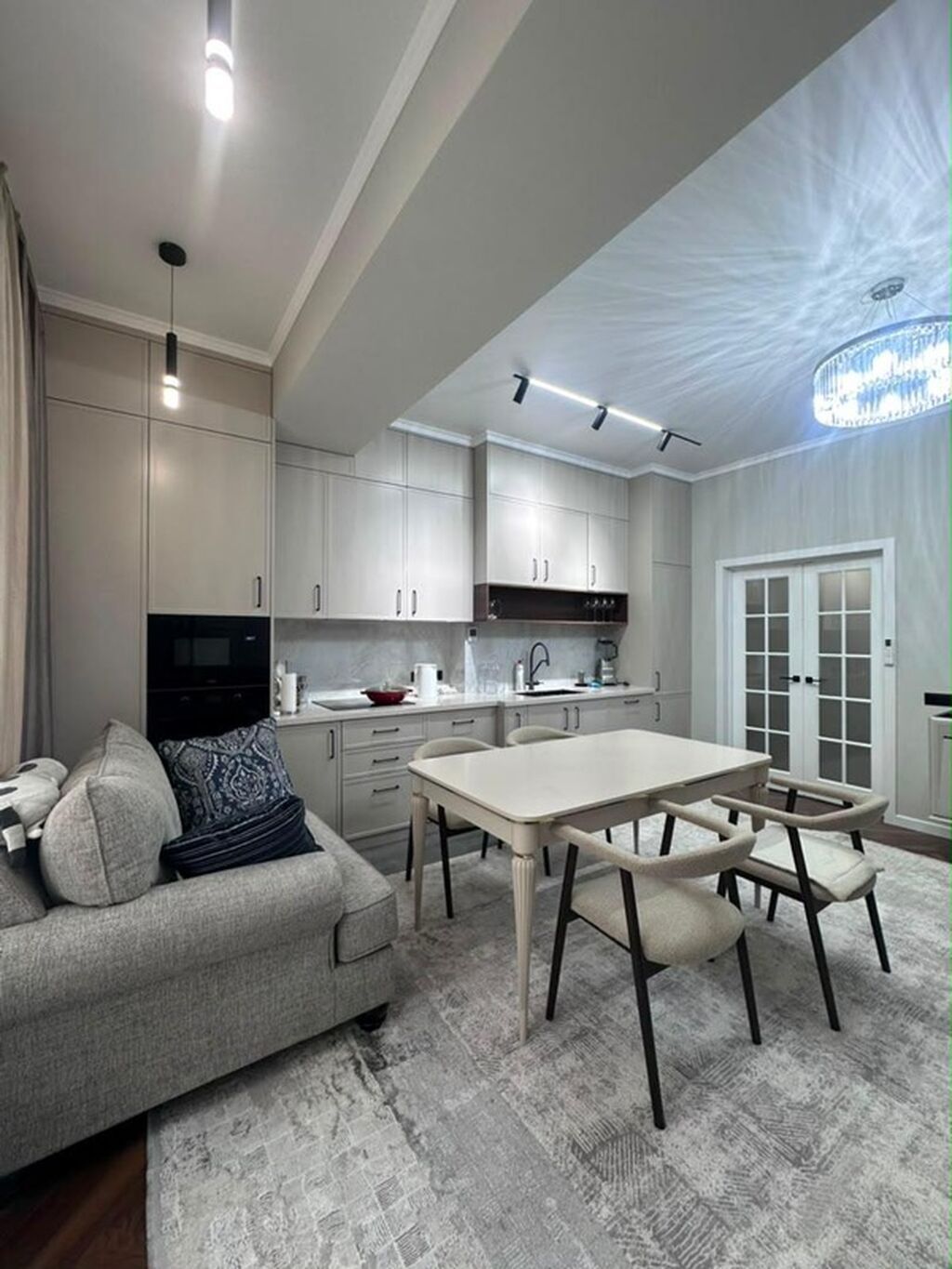 2 комнаты, 65 м², ул. Чынгыз Айтматова Элитка, 7 этаж, Дизайнерский ремонт: фото 7