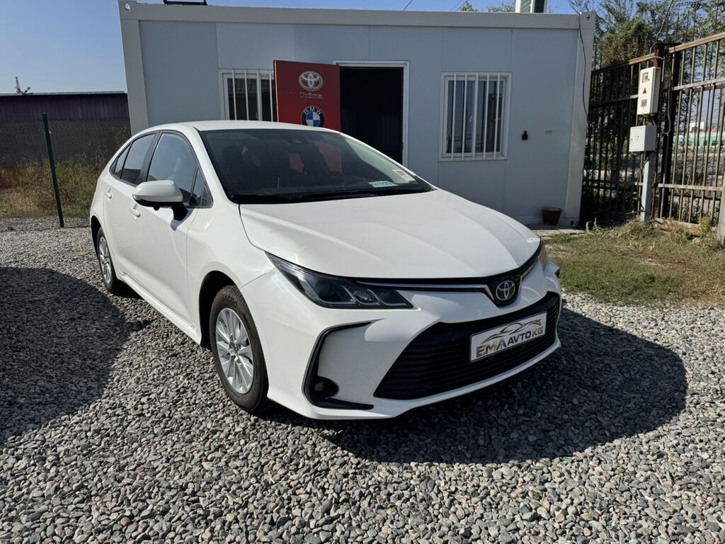 Toyota Corolla: 2020 г., 1.8 л, Автомат, Бензин, Седан: фото 1