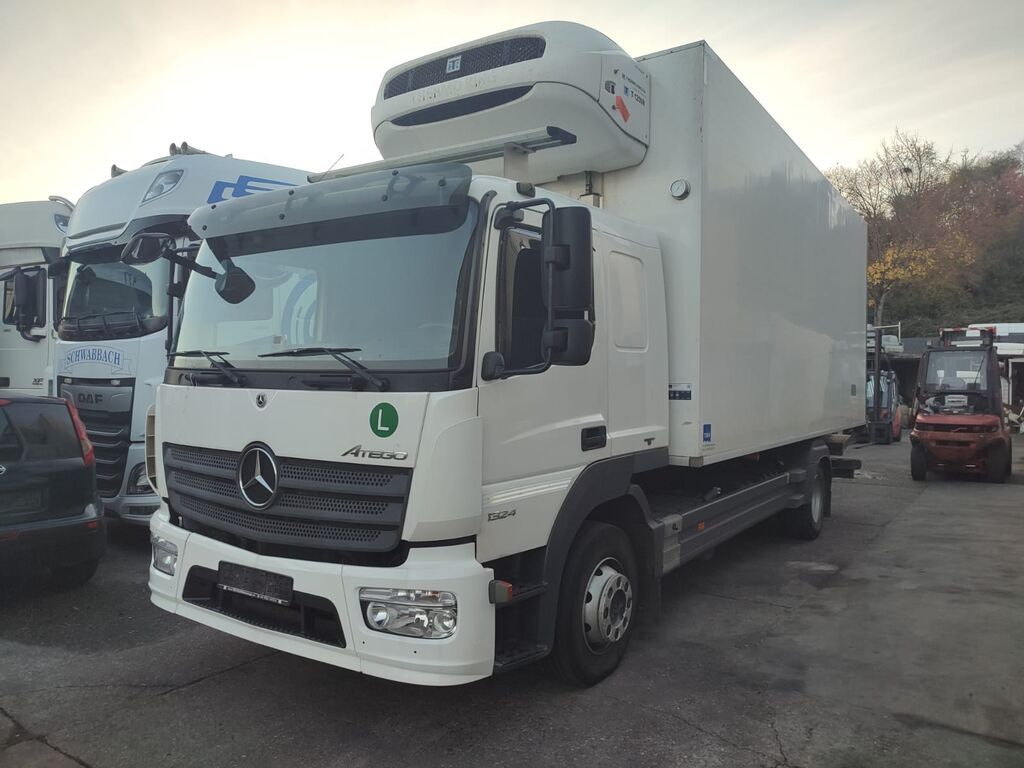 Обмен на легковой+ доплата. Рефрижераторный грузовик Mercedes‑Benz: фото 2