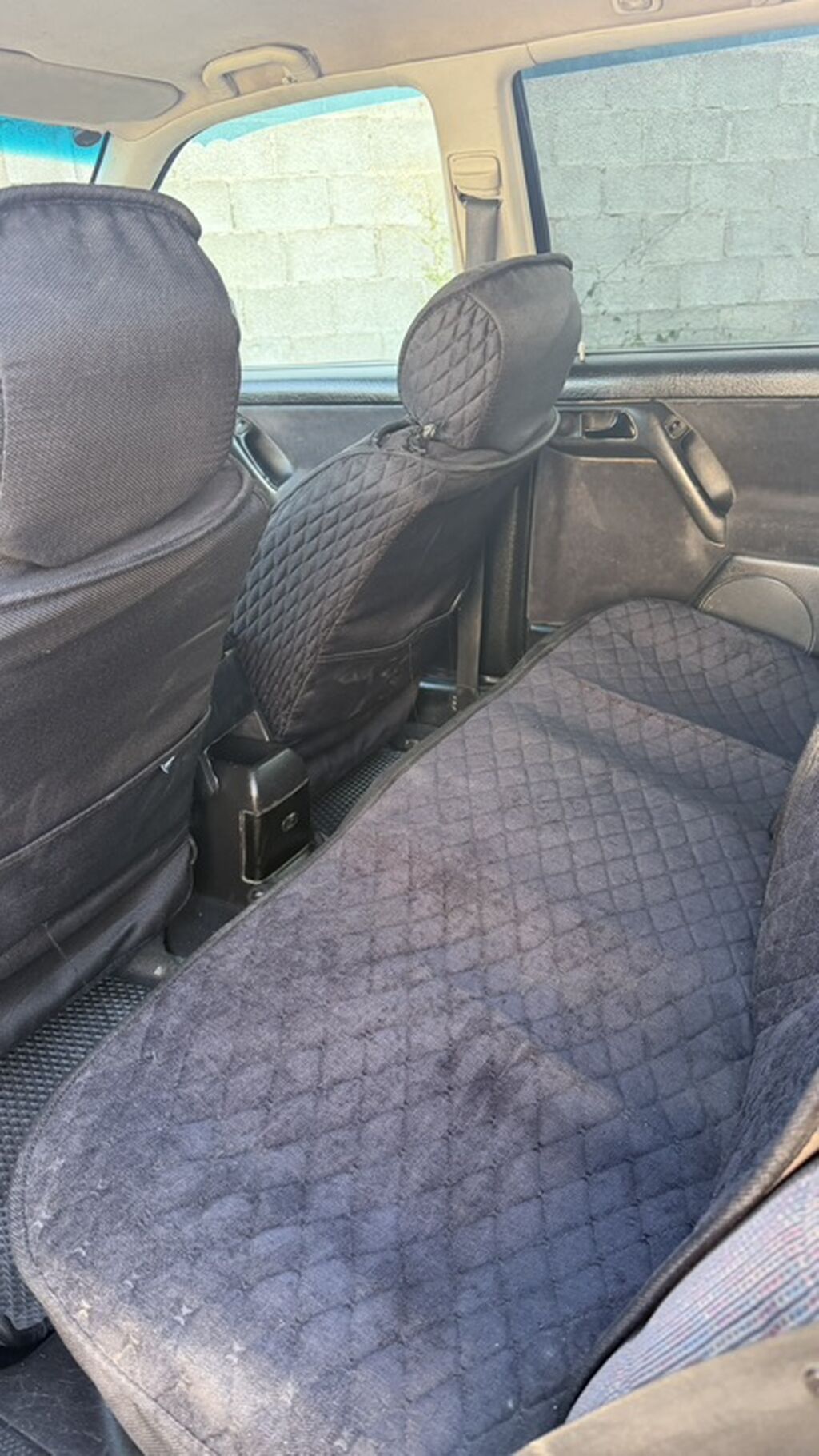 Volkswagen Vento: 1998 г., 1.8 л, Механика, Бензин, Седан: фото 7