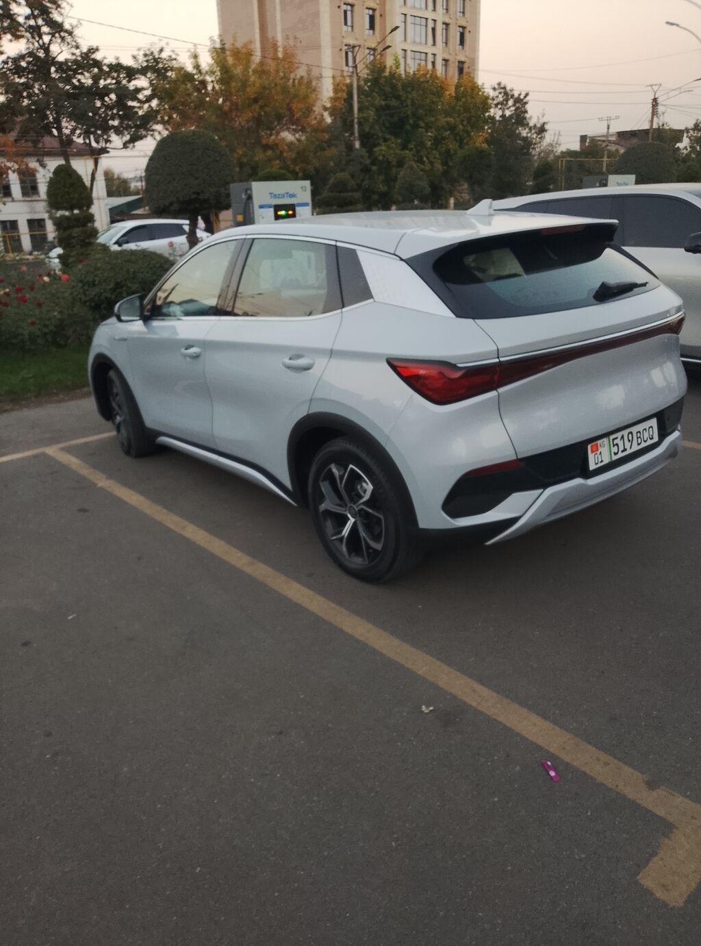 BYD Yuan Plus: 2022 г., 4.4 л, Автомат, Электромобиль, Кроссовер: фото 4