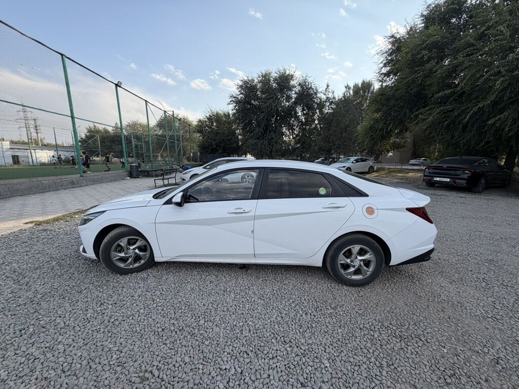 Hyundai Avante: 2020 г., 1.6 л, Бензин, Седан: фото 6