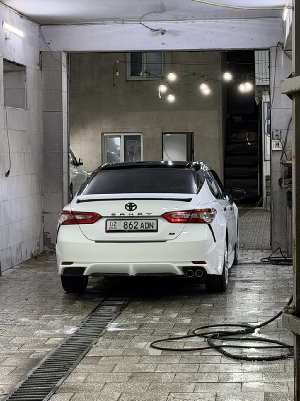 Toyota Camry: 2018 г., 2.5 л, Автомат, Бензин, Седан: фото 2