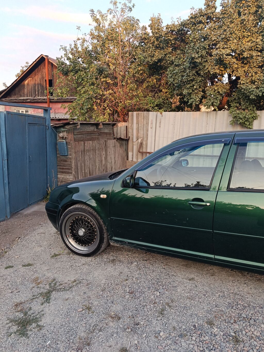 Volkswagen Golf: 2000 г., 2 л, Автомат, Бензин: фото 3