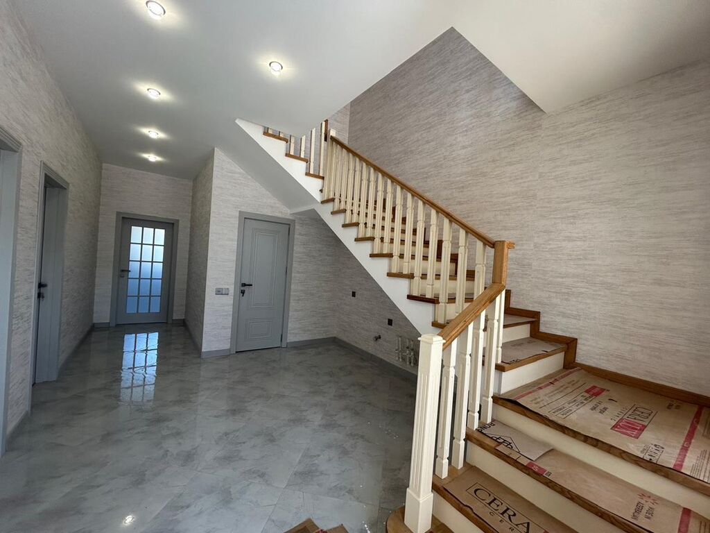 5 otaqlı, 192 kv. m, Kredit yoxdur, Yeni təmirli
