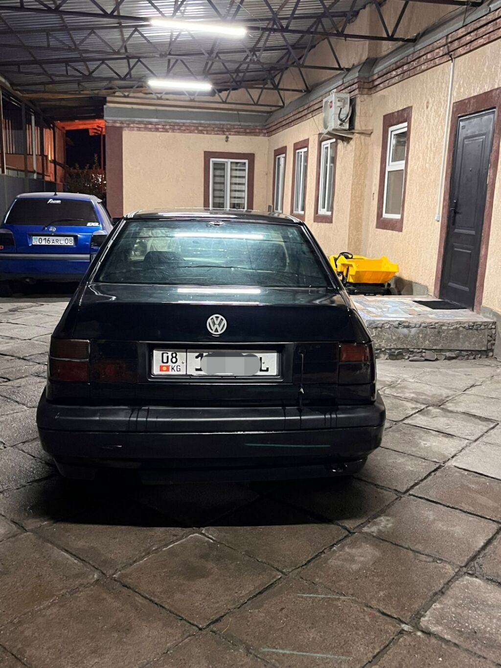 Volkswagen Vento: 1993 г., 1.8 л, Механика, Бензин, Седан: фото 3